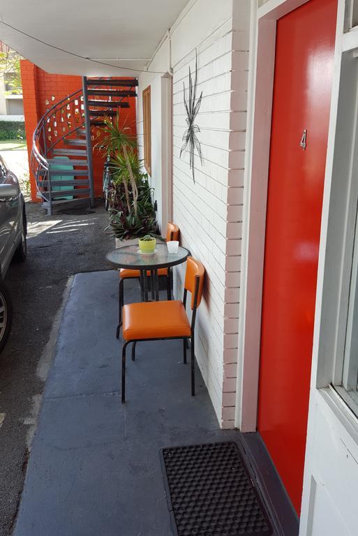 Motel Burleigh Break Gold Coast Exterior foto